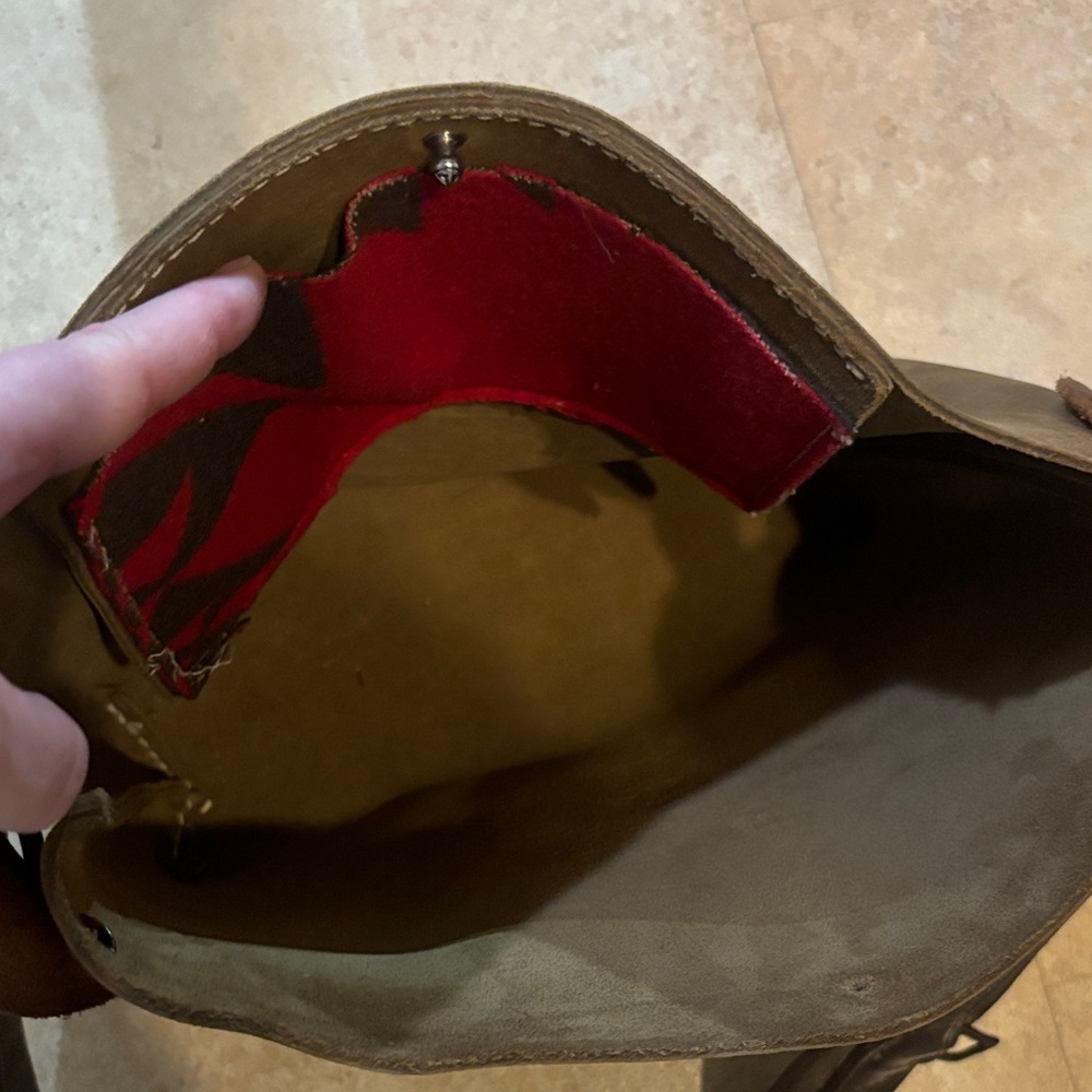 Boutique full grain leather Tote - Picture 7 of 11